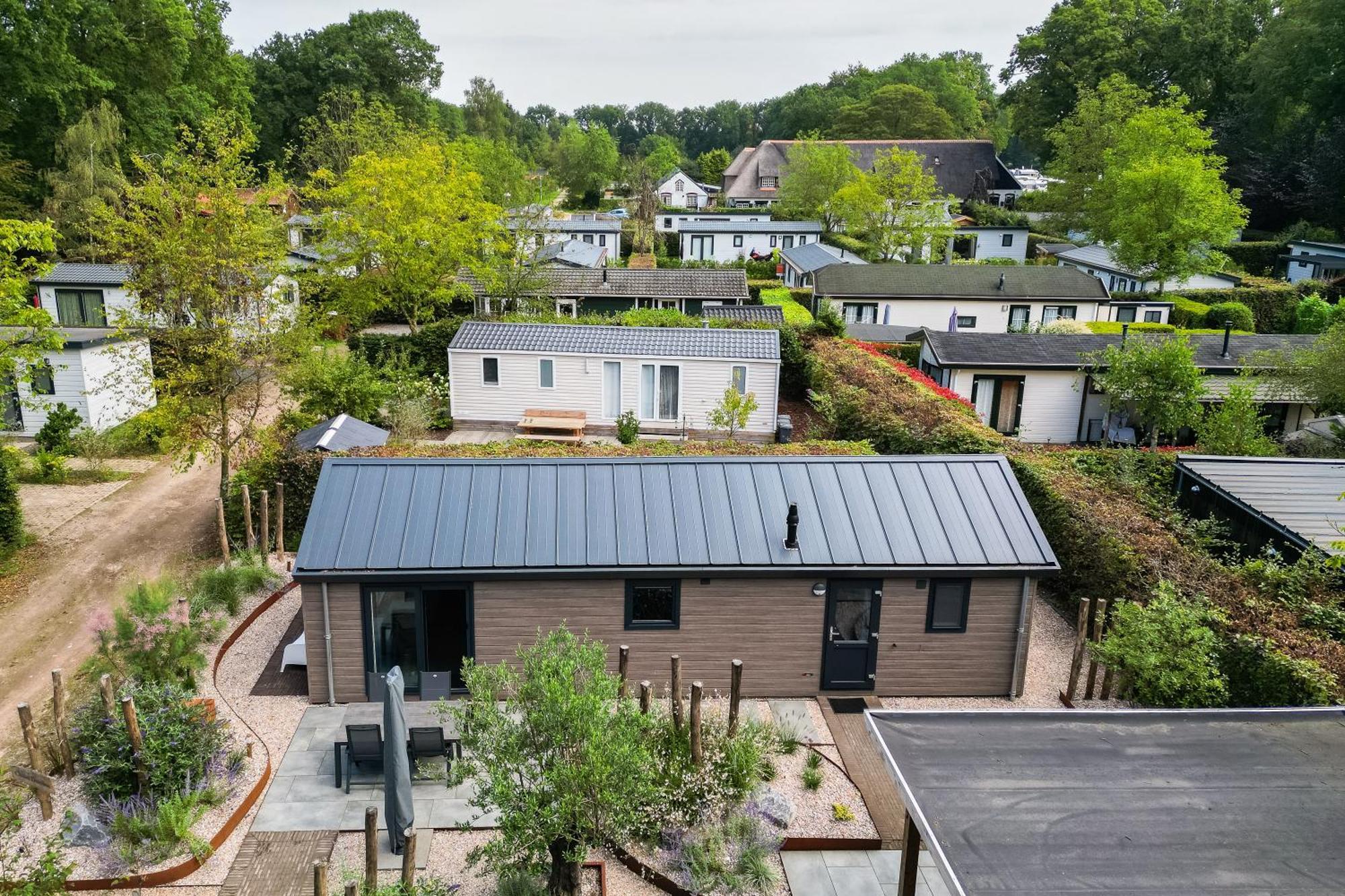 Modern Ingericht Chalet Op Groen Park Op De Veluwe Epe Eksteriør billede