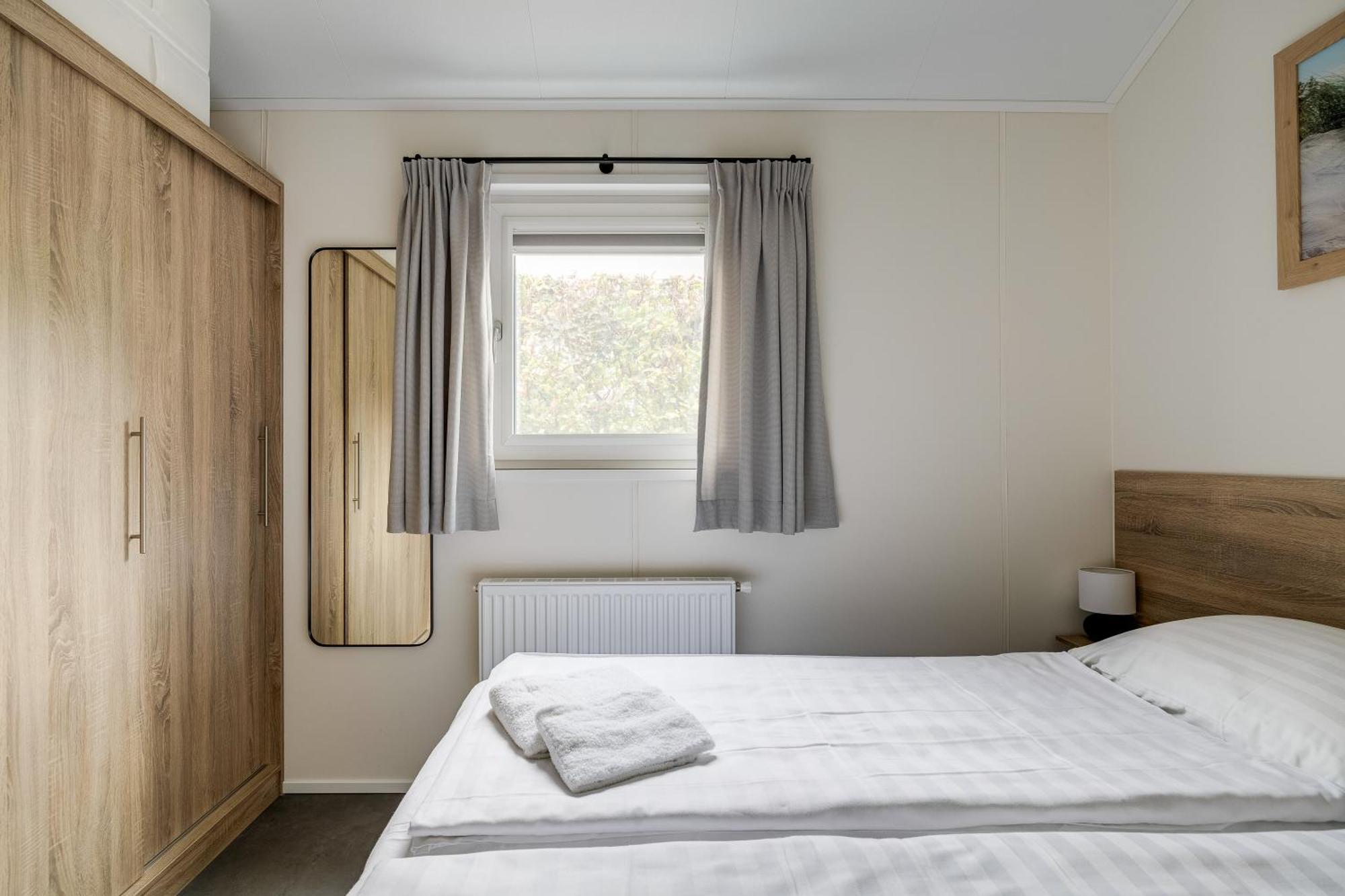 Modern Ingericht Chalet Op Groen Park Op De Veluwe Epe Eksteriør billede